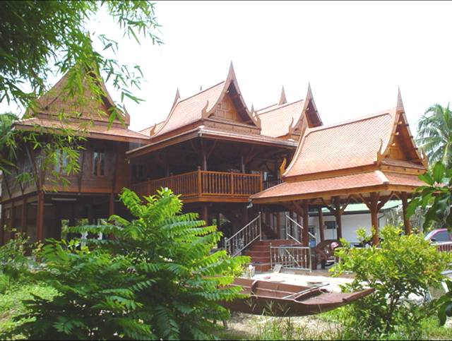  Thai traditional House abzolute living